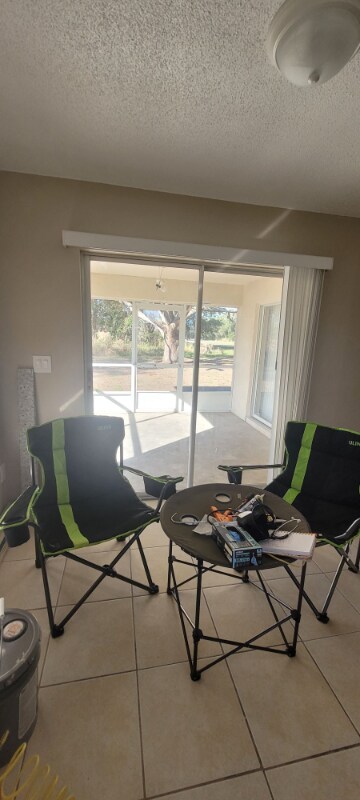 Foto del edificio - 4021 Catalina Dr