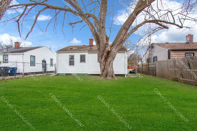 Foto del edificio - 3505 Brownell Blvd