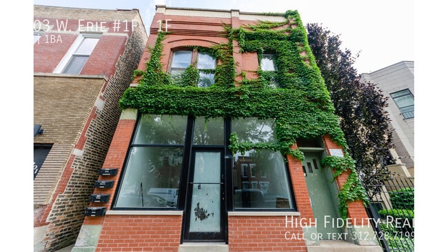 Photo - 2203 W Erie St Apartment