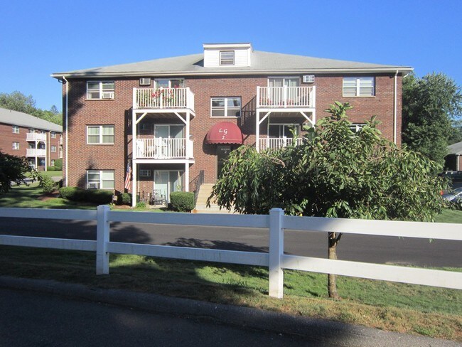 Lake Gardner Apartments Amesbury Ma Lake Gardner Apartments Amesbury Ma