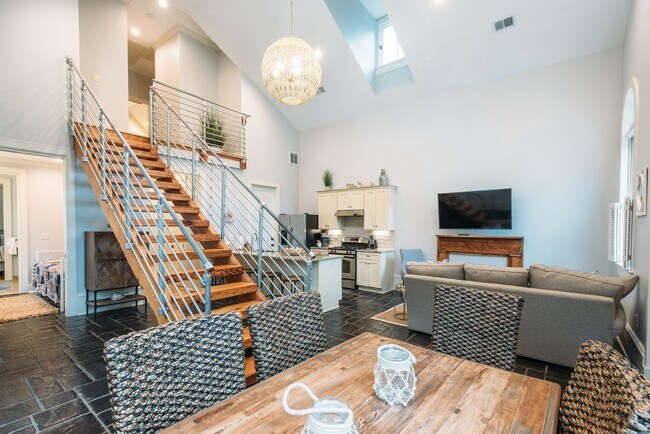 Foto del edificio - 221 Ashley Ave