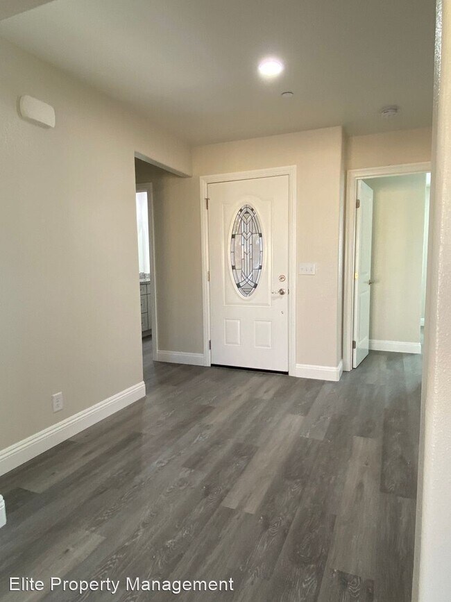 Building Photo - 4 br, 2 bath House - 1633 Mayo St