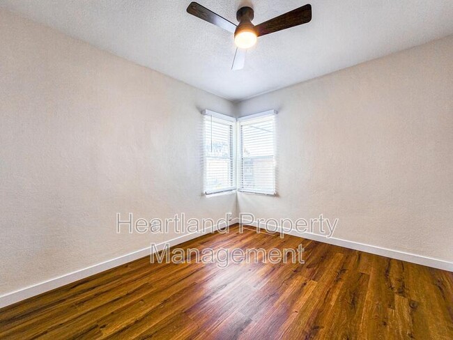 Foto del edificio - 3875 1/2 39th St.