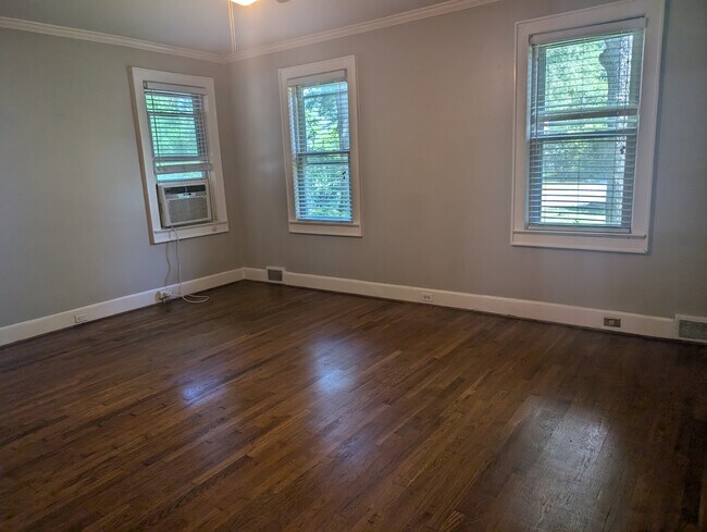 Foto del edificio - 2730 Blossom St