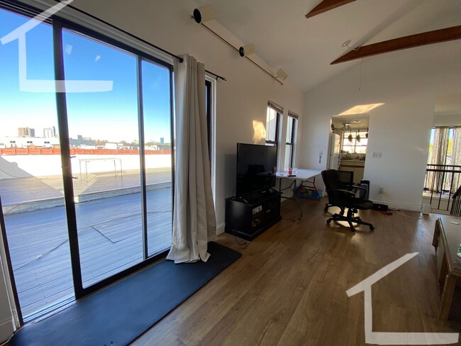 Photo - Allston 2 Bed 2 Bath available 9/1 House