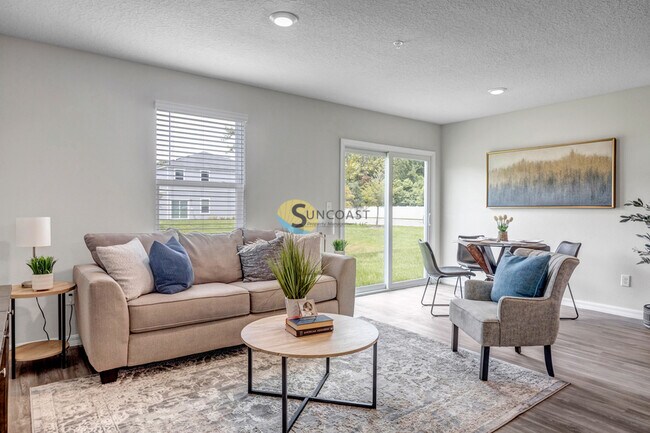 Foto del edificio - 6461 Sweetbay Ln