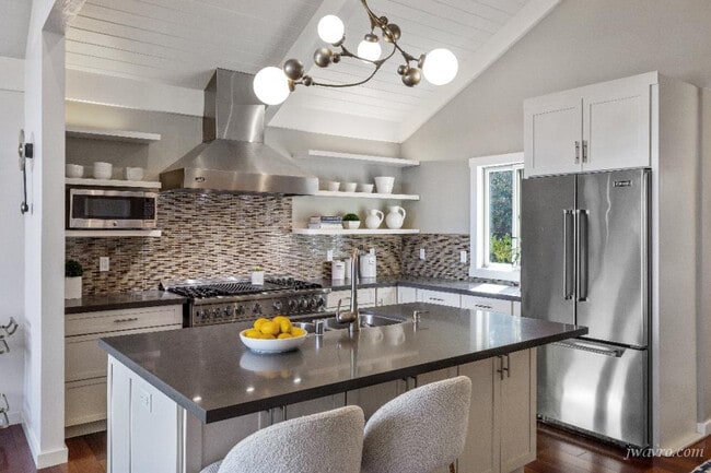 Building Photo - 136 Reed Blvd