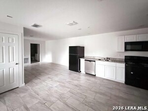 Building Photo - 346 Ware Blvd