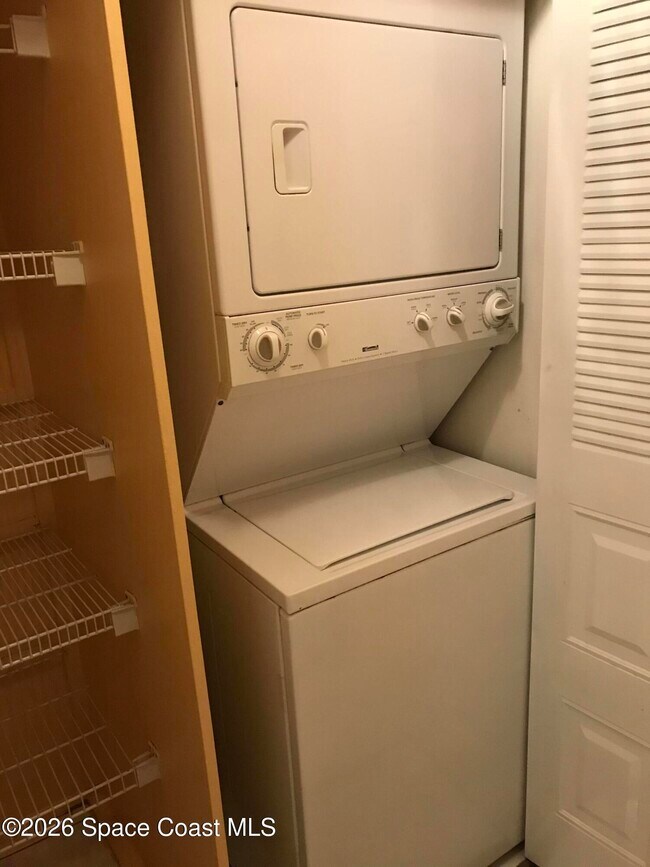 Foto del edificio - 1471 Sheafe Ave NE