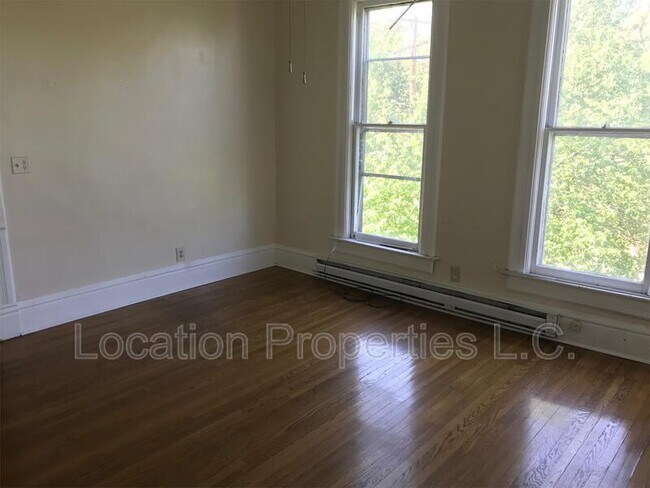 Building Photo - 1101 Tennessee St