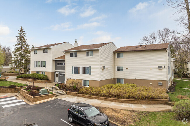 Building Photo - Prairie Meadows