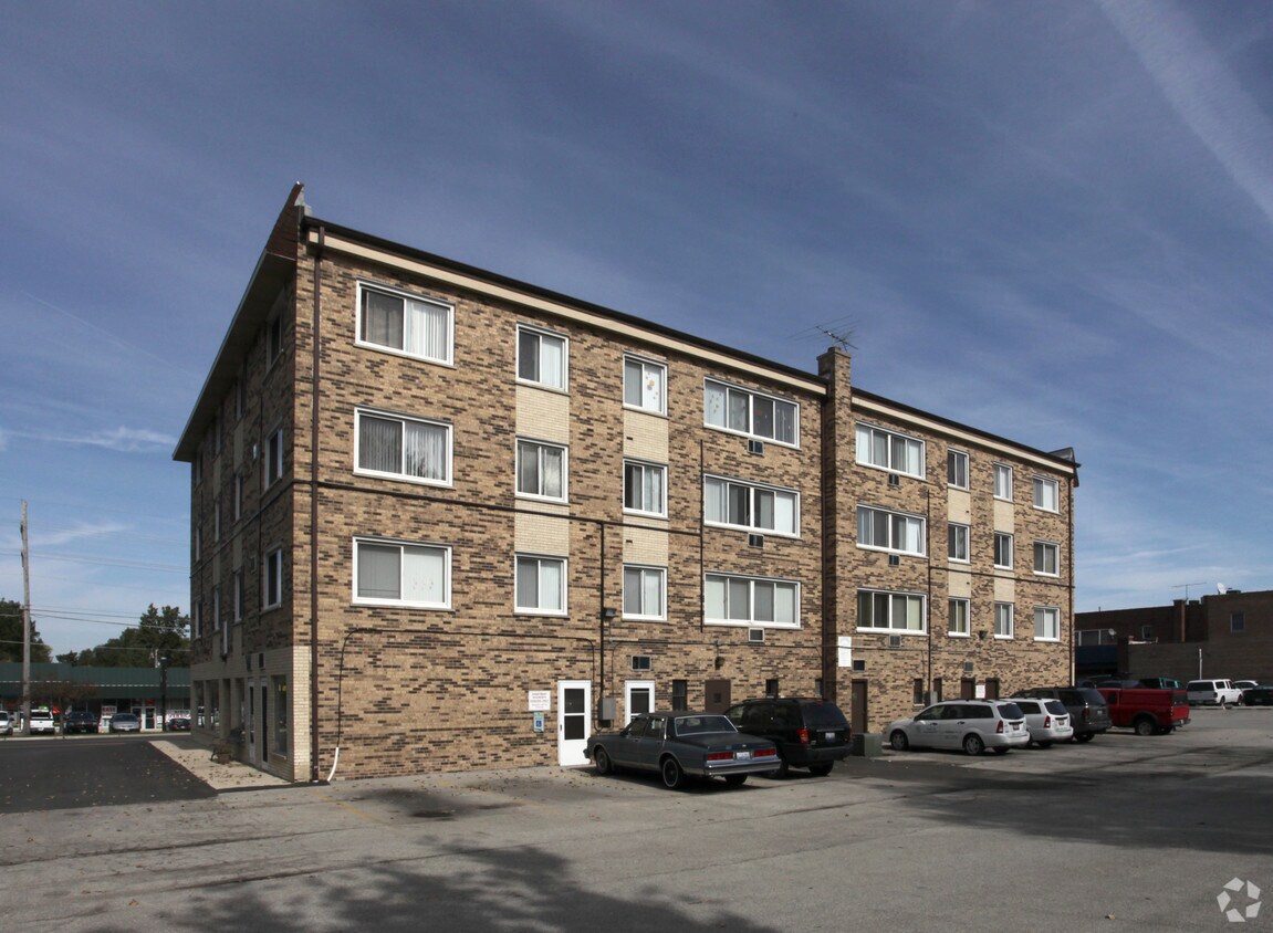 1525 Ogden, ¡alejado - 1525 Ogden Ave