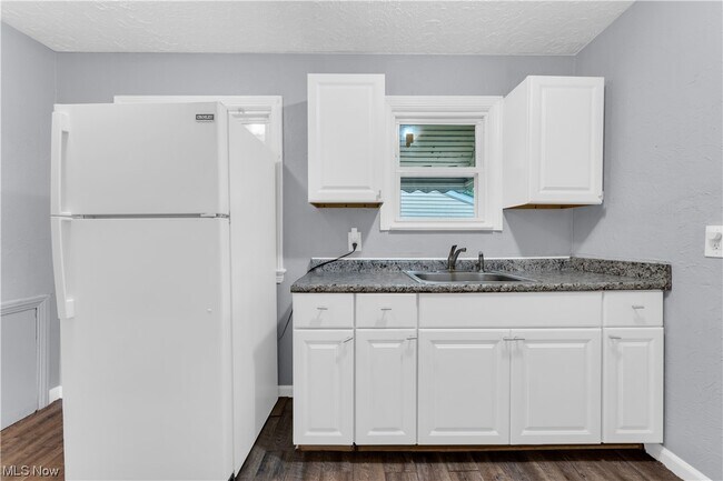 Foto del edificio - 5479 Hollywood Ave