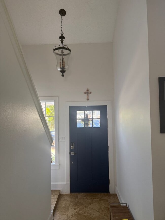 Foto del edificio - Stunning Updated 3 Bedroom in Fort Walton Beach!