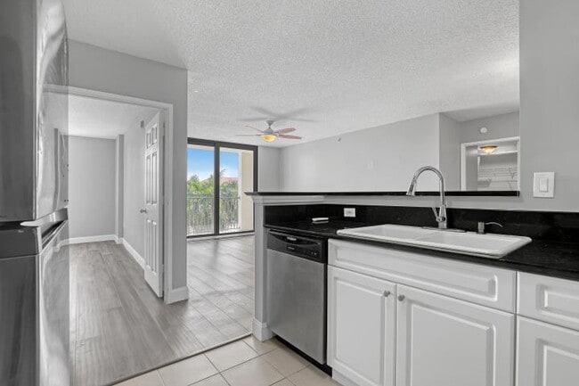 Building Photo - 651 Okeechobee Blvd