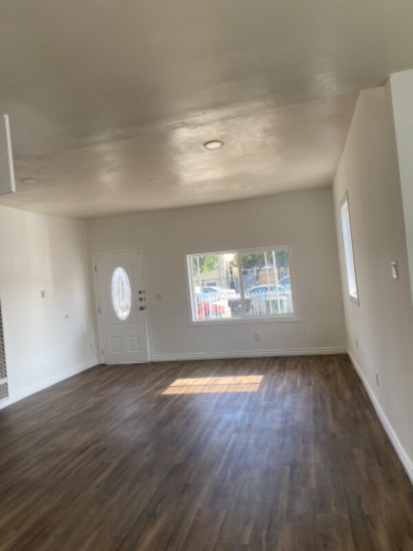 Foto del edificio - 1616 E 87th St