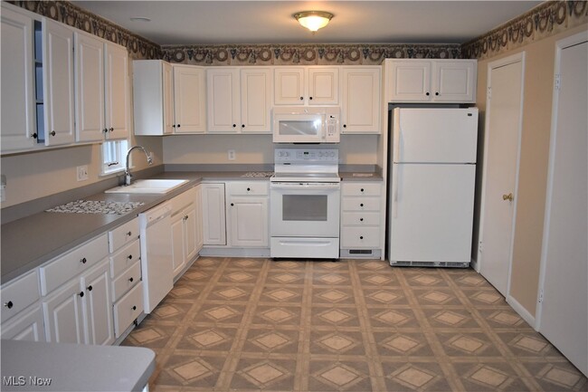 Building Photo - 46 W 130th St