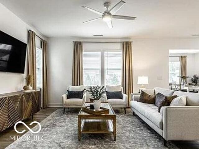 Foto del edificio - 6276 Cypress Ct
