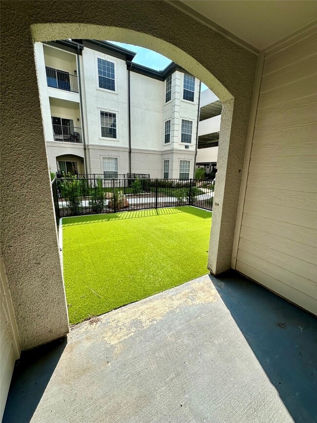 Foto del edificio - 2303 Louisiana St