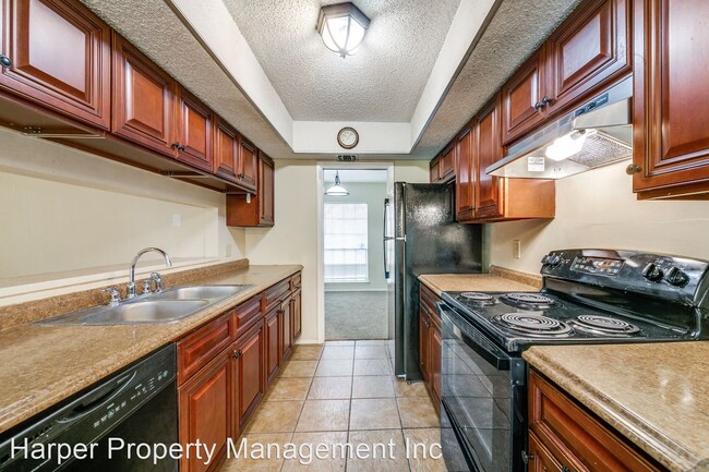 Foto del edificio - 3 br, 2 bath House - 8123 Deer Forest