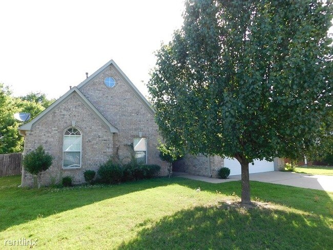 Foto del edificio - 4 br, 2 bath House - 7262 Crape Myrtle Dr