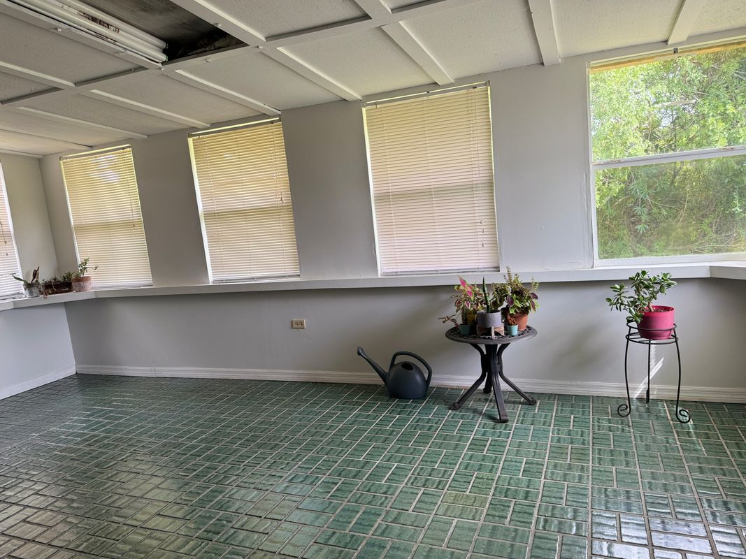 Building Photo - 803 Glen Arden Way