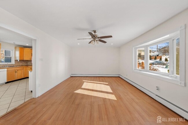 Foto del edificio - 691 Cook Ave