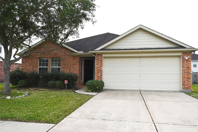 Promenade Lane, Pearland, TX 77584 - 4 BR 2 BA single-family home - Promenade Lane, Pearland, TX 77584 - 4 BR 2 BA single-family home