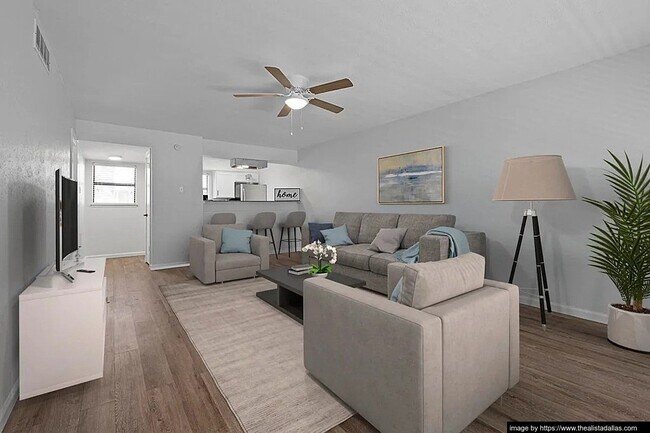 Foto del edificio - 10028 Royal Ln