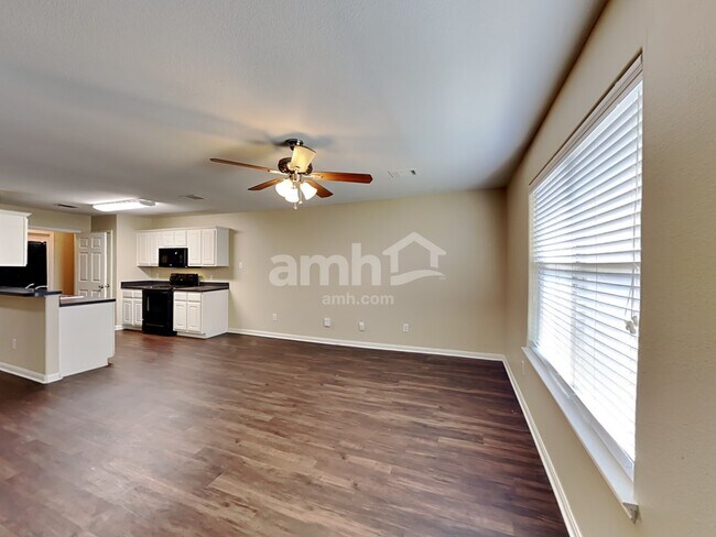 Foto del edificio - 4410 Nueces River Loop