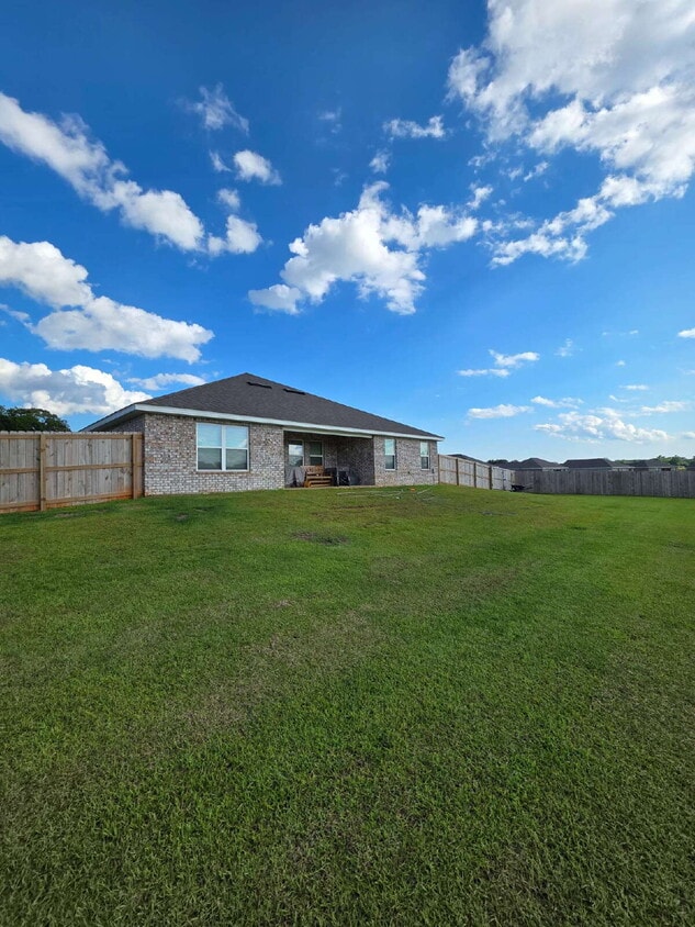 Foto del edificio - New 4/2 for Rent in Magnolia Farms!