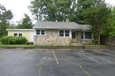 Building Photo - 26 Iras Ln