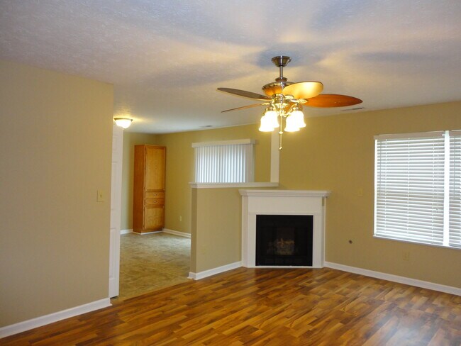 Foto del edificio - 11424 Seabiscuit Drive