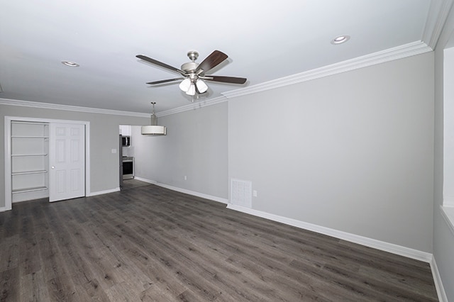 Building Photo - Fairfield Square at East Meadow