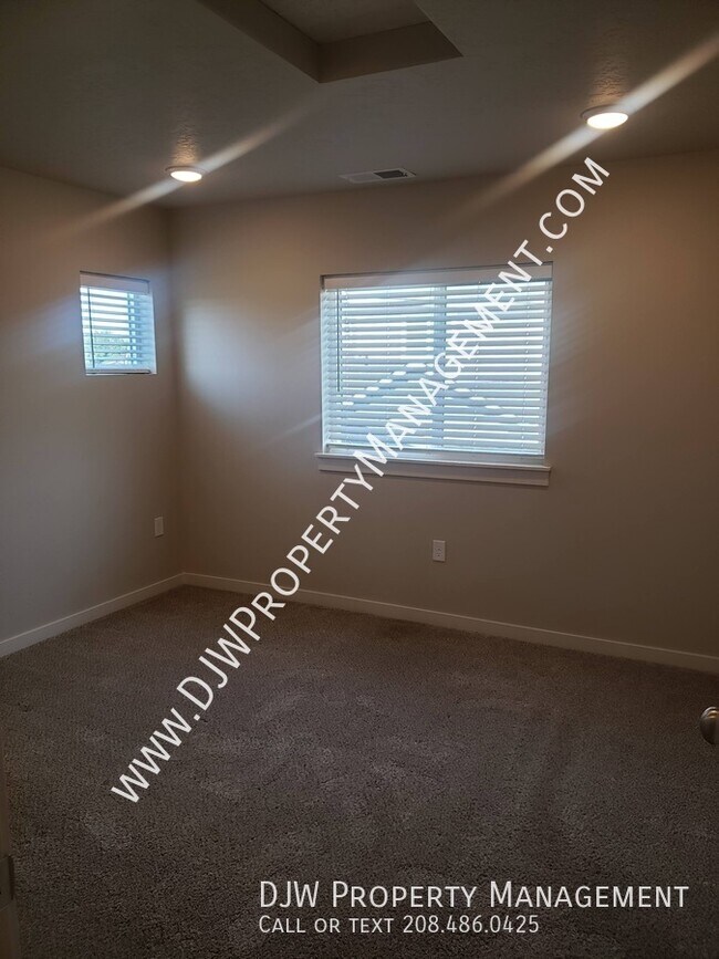 Foto del edificio - 608 N 44th St