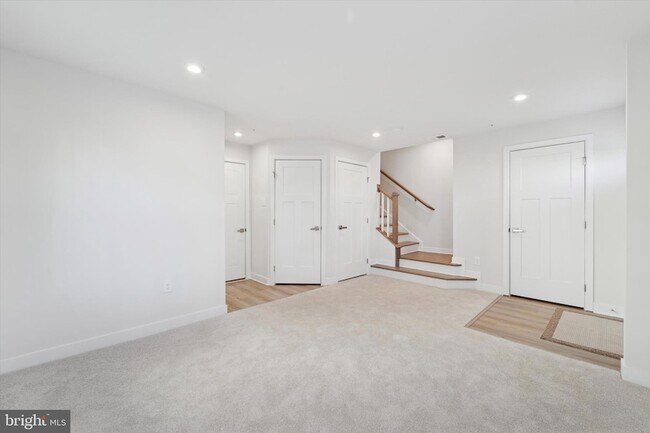 Foto del edificio - 208 River Birch Wy