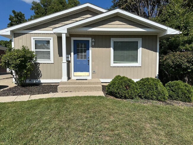 Foto del edificio - Adorable home on the NE side of Grand Rapids!