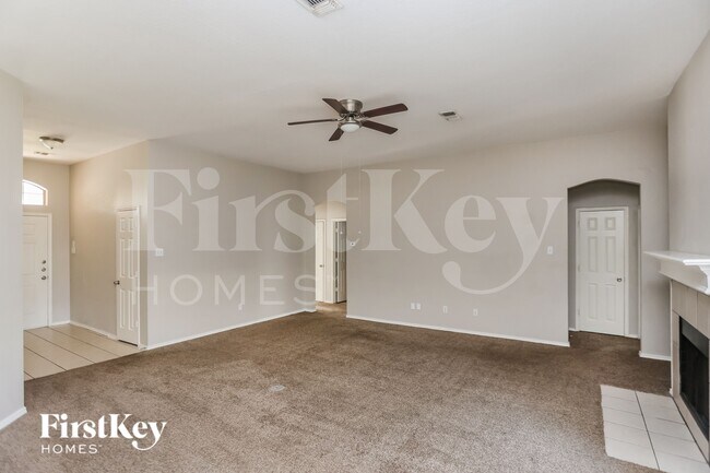 Foto del edificio - 635 St Eric Dr