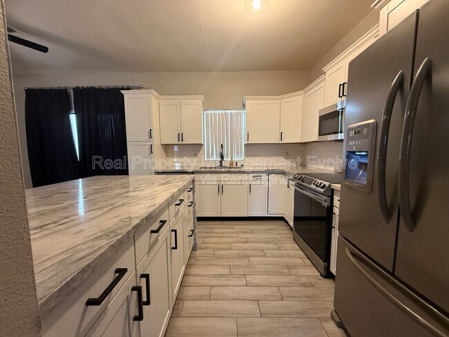 Foto del edificio - 18626 N 34th Ave