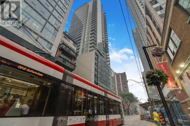 Building Photo - 375 King St W