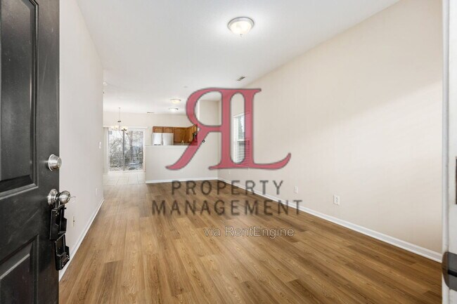Foto del edificio - 1273 Grove Dr
