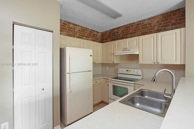 Foto del edificio - 2239 SE 25th Ave