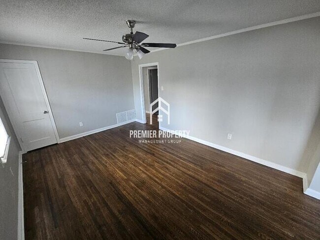 Foto del edificio - 4489 Quince Rd