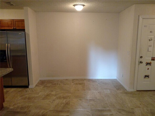 Building Photo - 222 Red Maple Pl