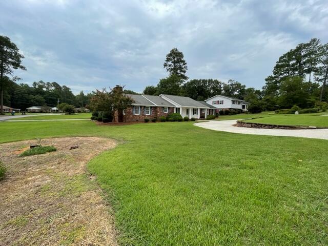 Foto del edificio - 222 Lakewood Cir