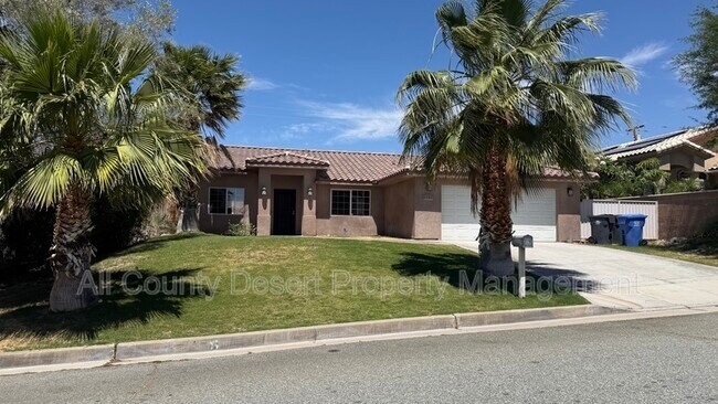 Foto del edificio - 9751 Palm Dr