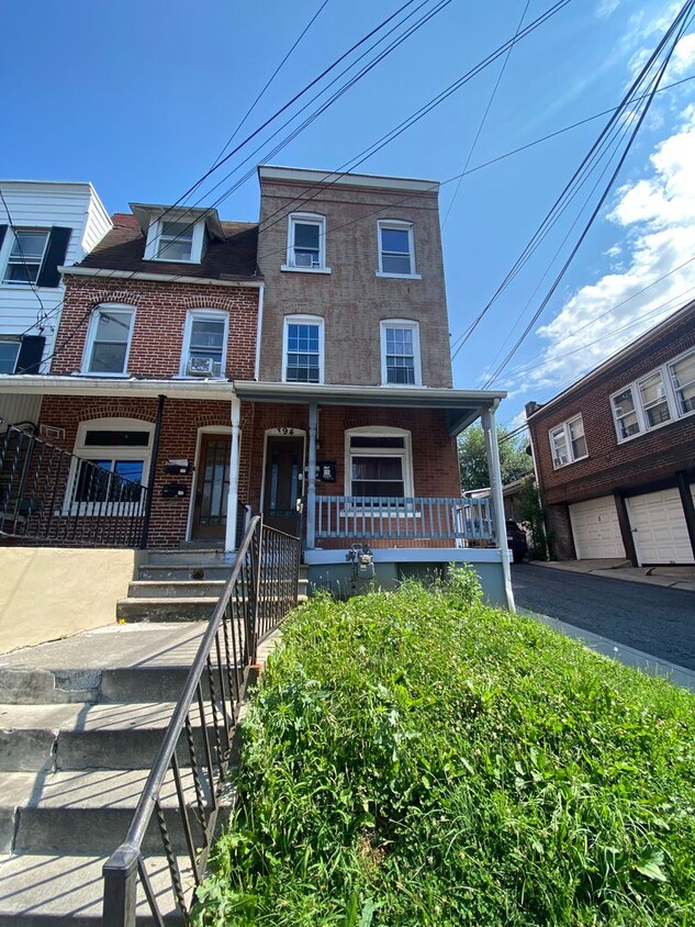 394 W Tilghman Street Room for Rent in Allentown, PA