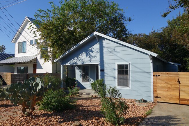 Exterior - 1204 Singleton Ave
