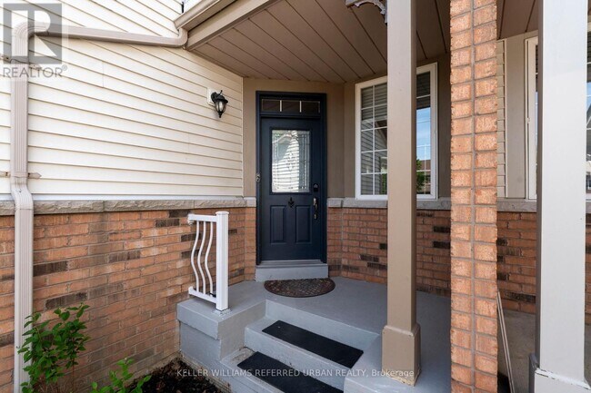 Building Photo - 57 Breakwater Dr