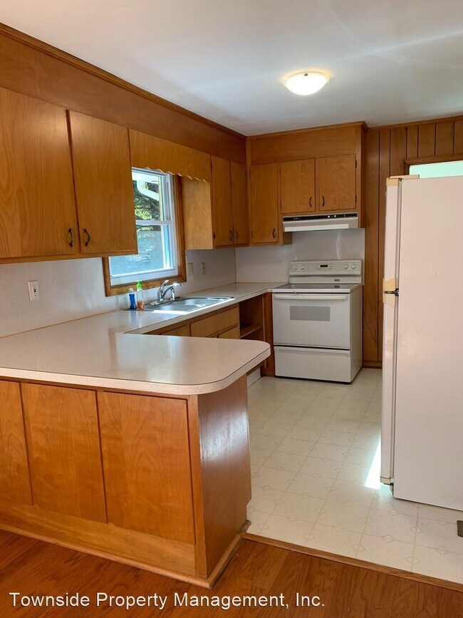 Foto del edificio - 3 br, 1.5 bath House - 807 Broce Drive